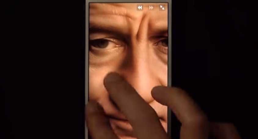 Robert De Niro Finger Painting on iPhone  4 YouTube